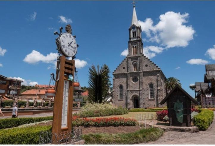 Suite Em Gramado, Proxima A Avenida Das Hortencias Kültér fotó
